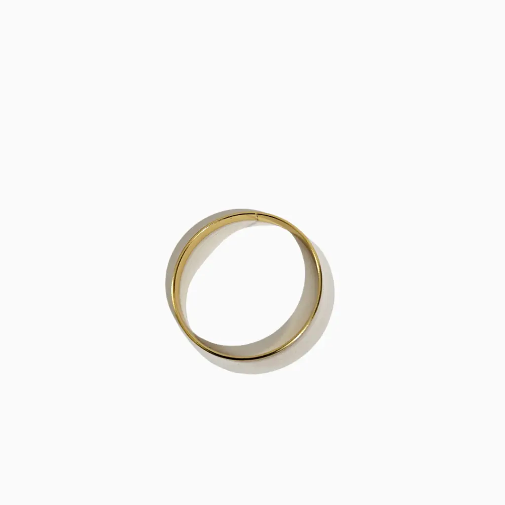 Napkin ring gold.webp